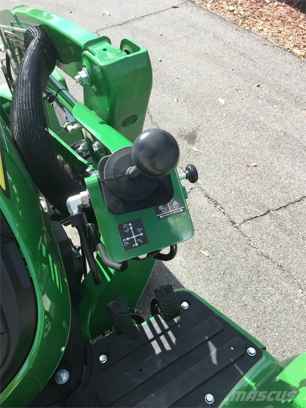 John Deere 3025E Kompakte traktorer