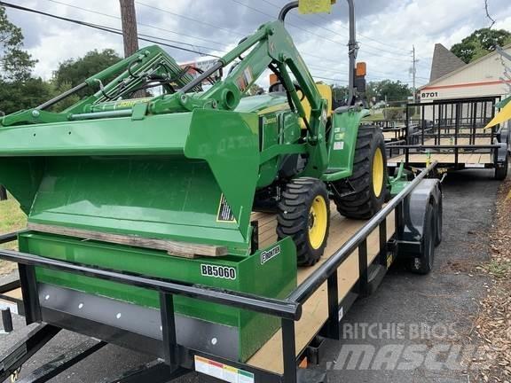 John Deere 3025E Kompakte traktorer
