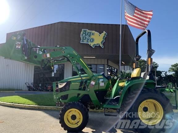 John Deere 3025E Kompakte traktorer