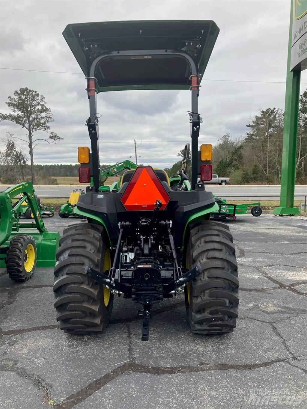 John Deere 3025E Kompakte traktorer