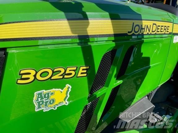 John Deere 3025E Kompakte traktorer