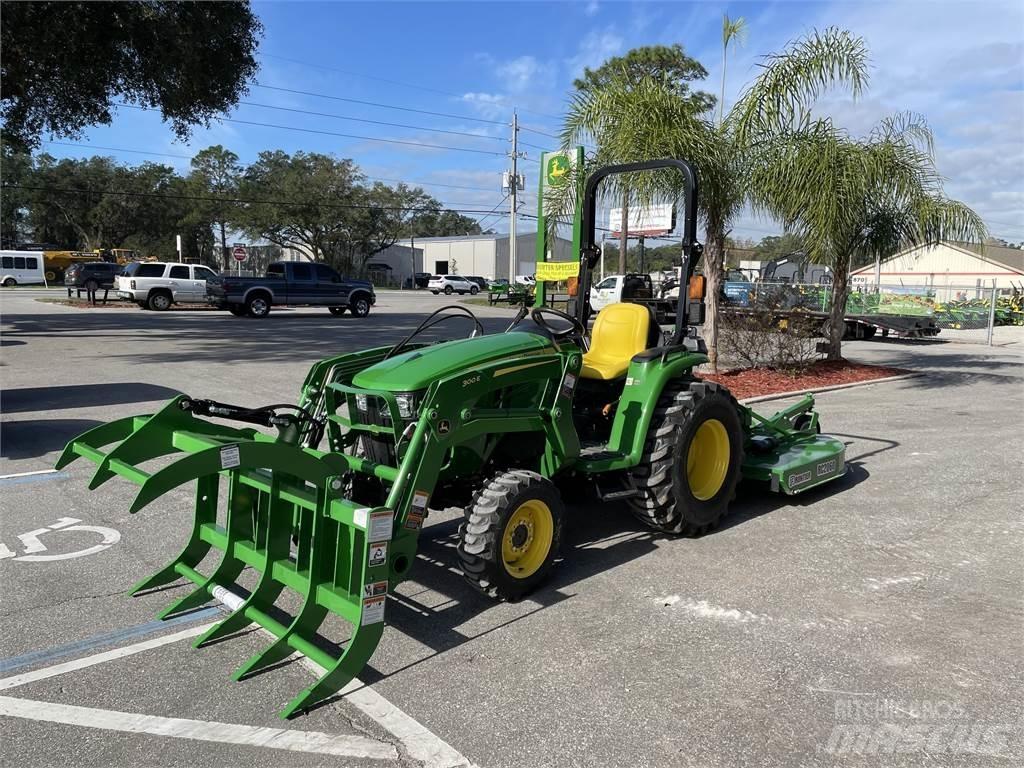 John Deere 3032E Kompakte traktorer