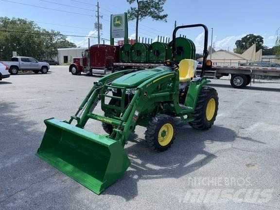 John Deere 3033R Kompakte traktorer