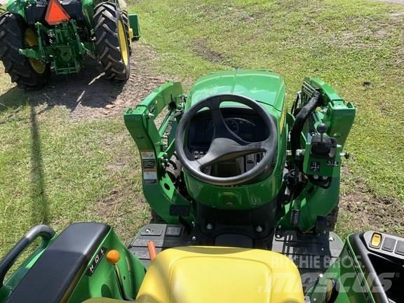 John Deere 3038E Kompakte traktorer