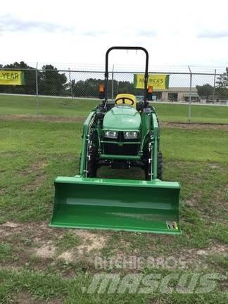 John Deere 3038E Kompakte traktorer