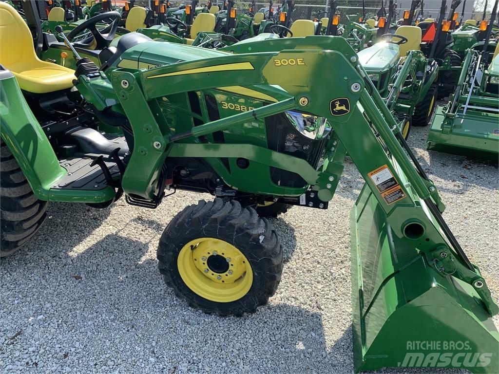 John Deere 3038E Kompakte traktorer