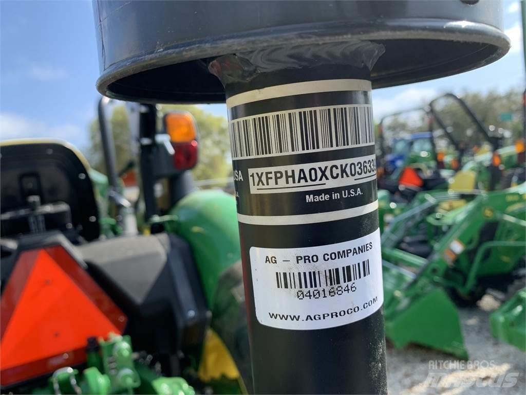John Deere 3038E Kompakte traktorer