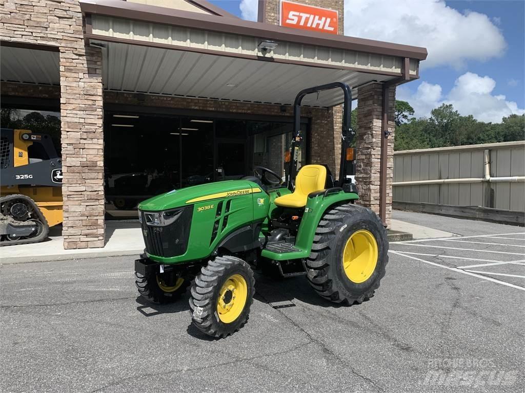 John Deere 3038E Kompakte traktorer