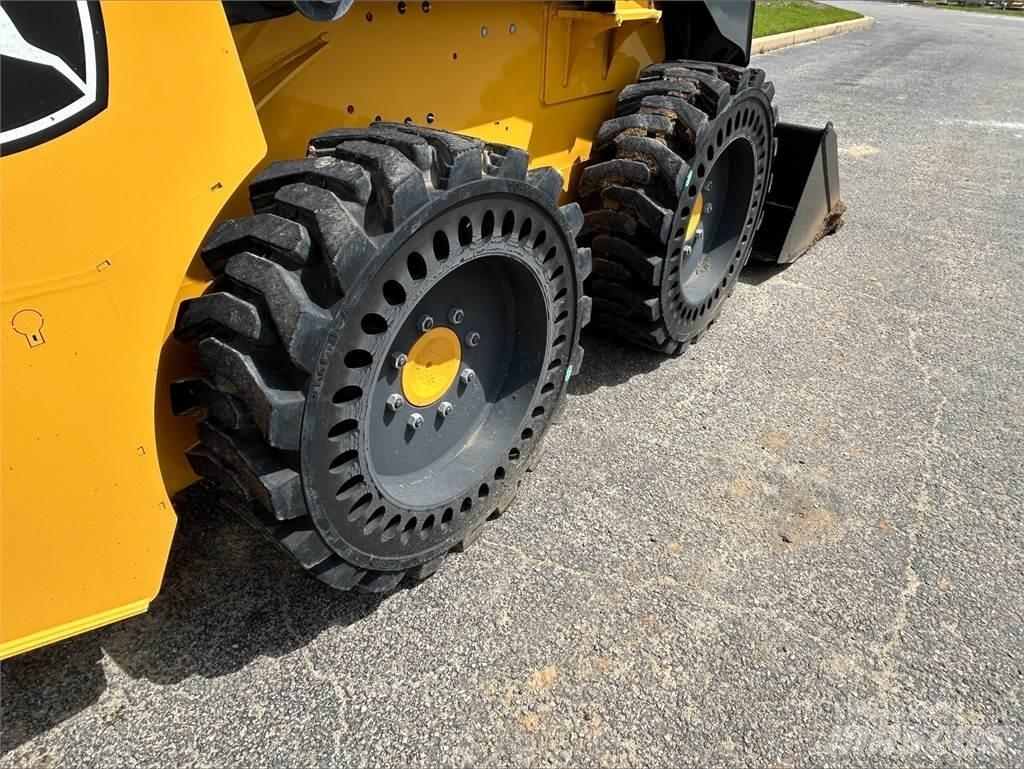 John Deere 318G Minilæsser - skridstyret
