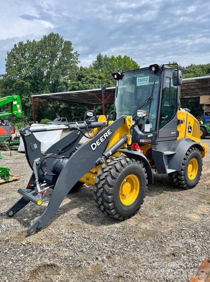 John Deere 324P Læssemaskiner på hjul