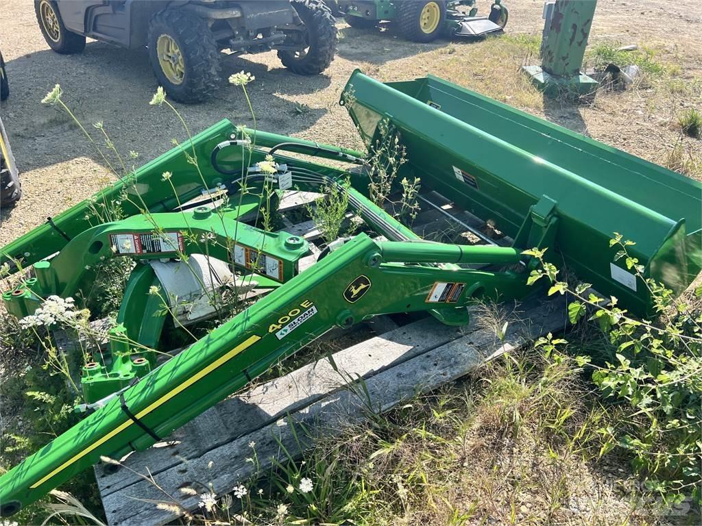 John Deere 400E Traktorer