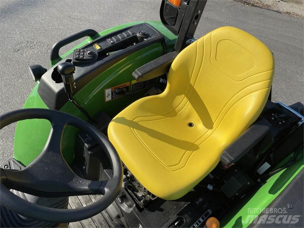 John Deere 4044R Traktorer