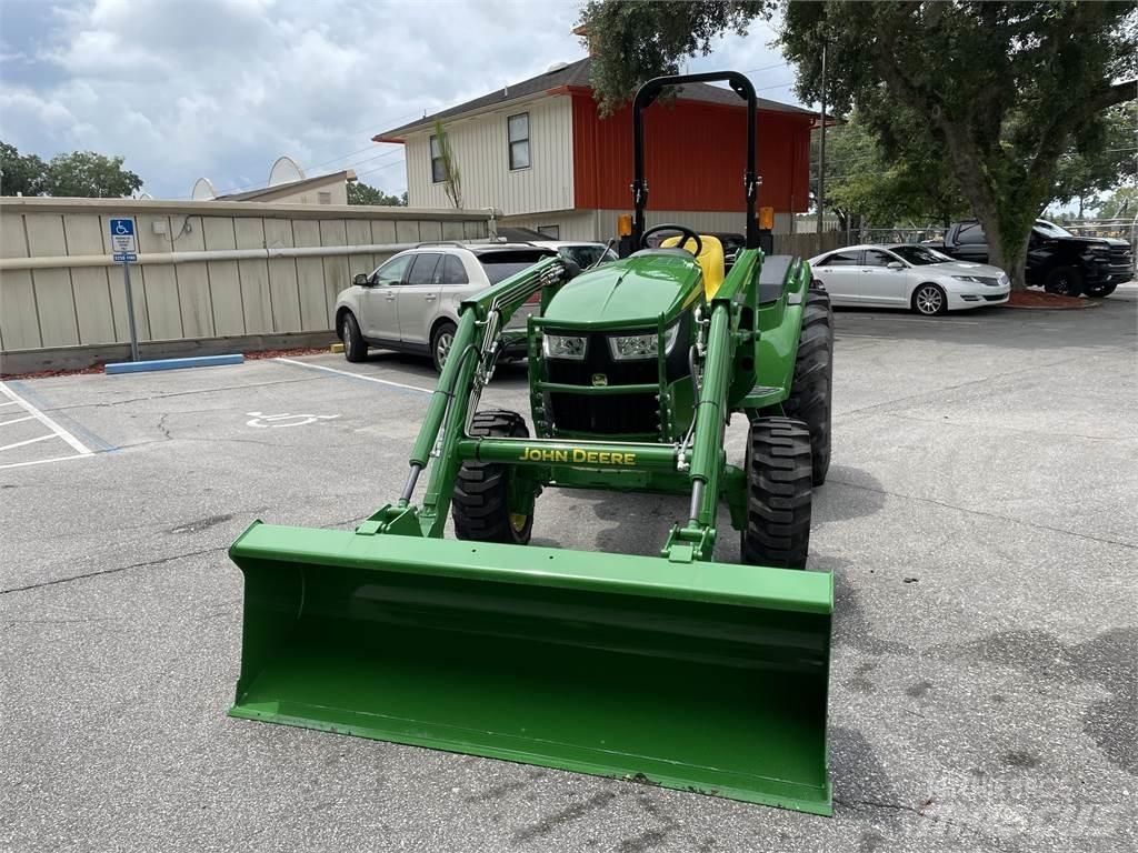 John Deere 4052M Traktorer