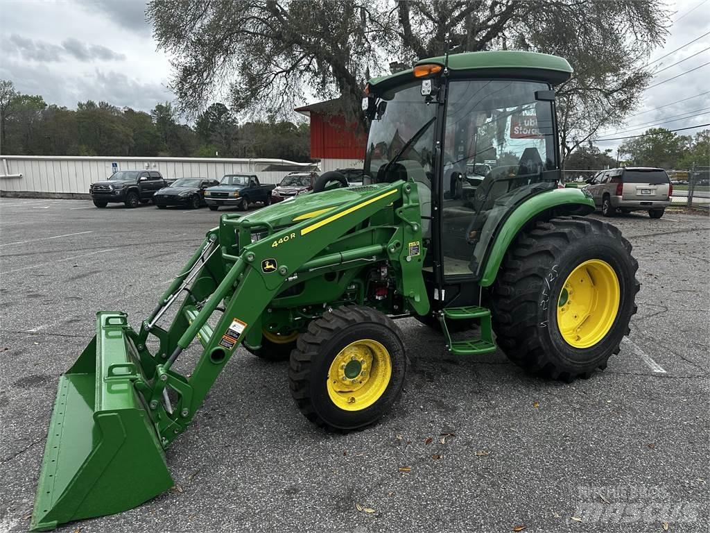 John Deere 4066R Traktorer