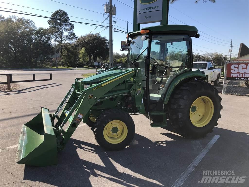 John Deere 4066R Traktorer