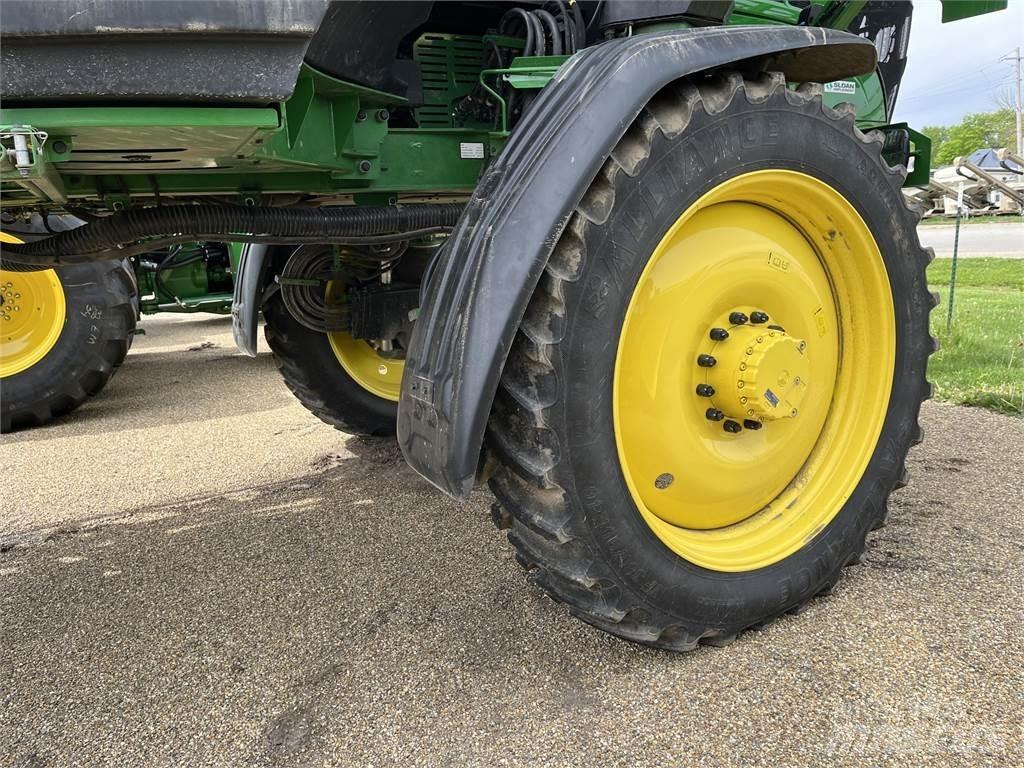 John Deere 412R Trailersprøjter