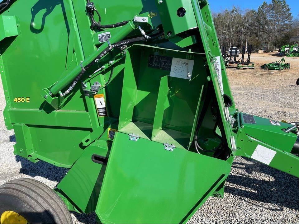 John Deere 450E Rundballe-pressere