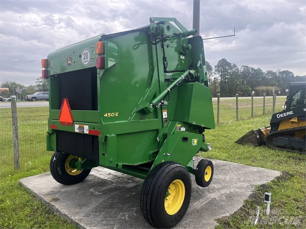 John Deere 450E Rundballe-pressere