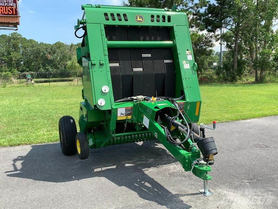 John Deere 450E Rundballe-pressere