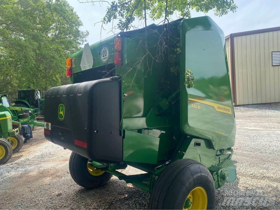 John Deere 451M Rundballe-pressere