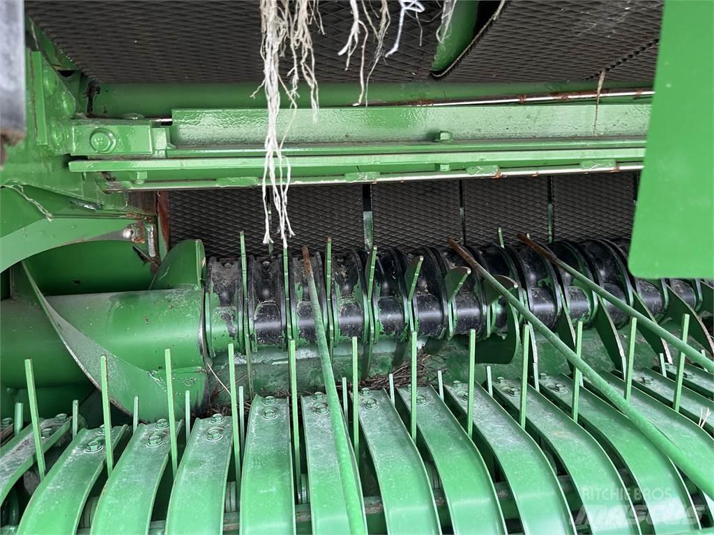 John Deere 451M Rundballe-pressere