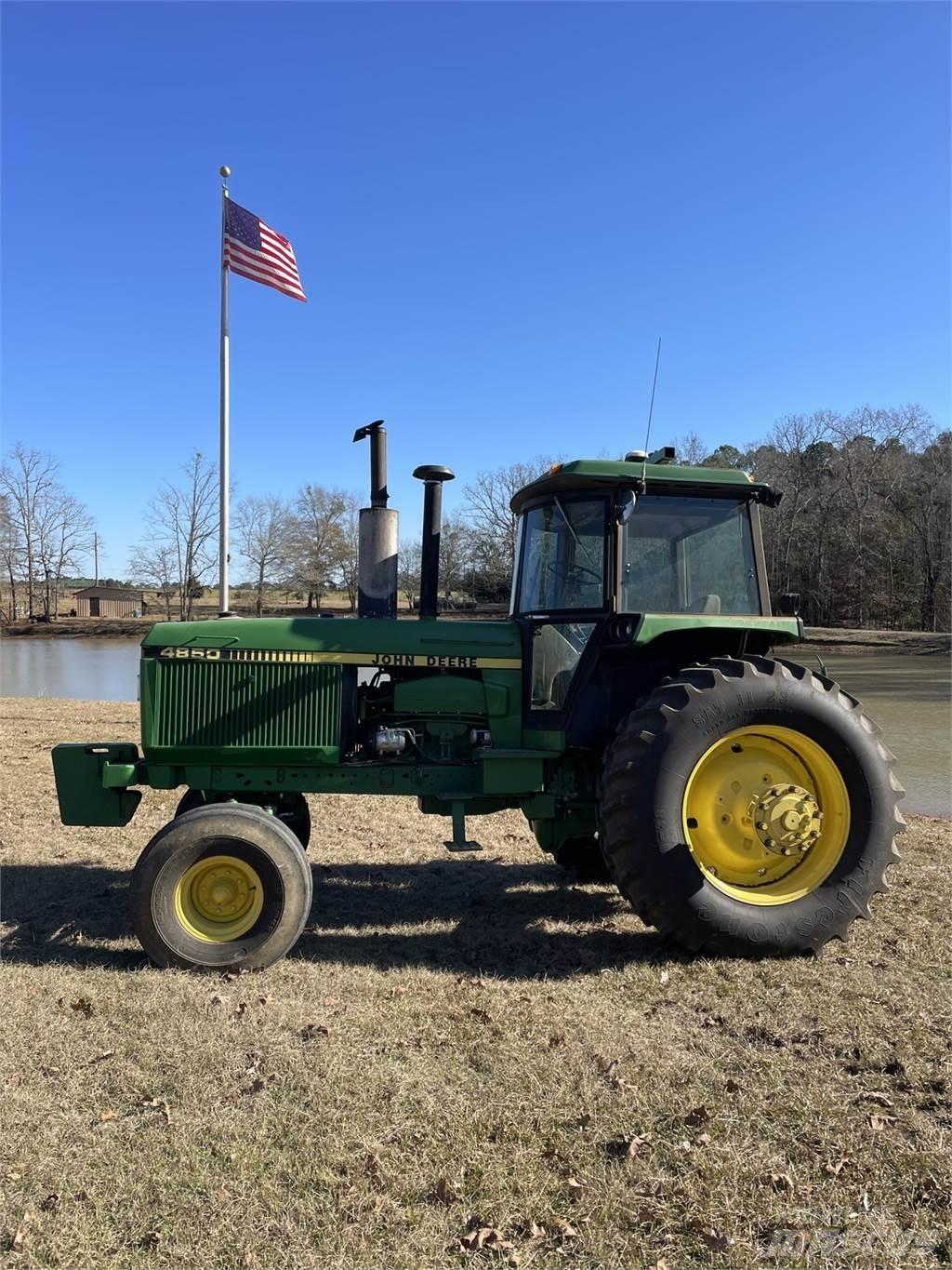 John Deere 4850 Traktorer