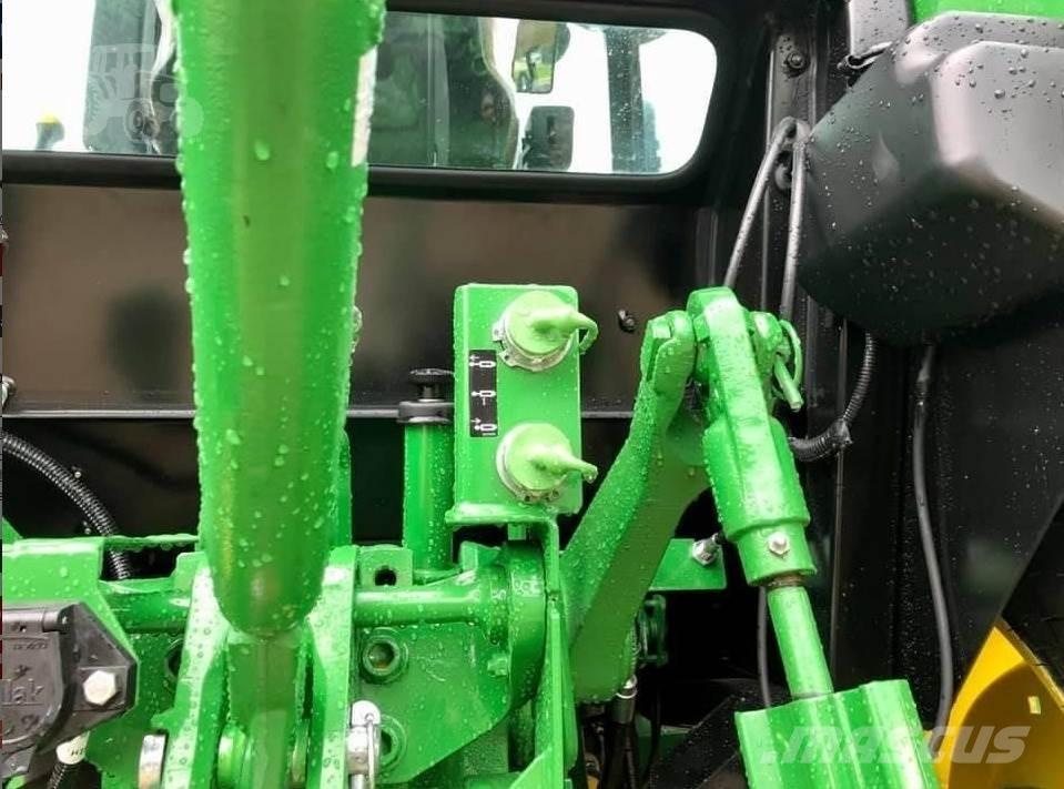 John Deere 5075E Traktorer