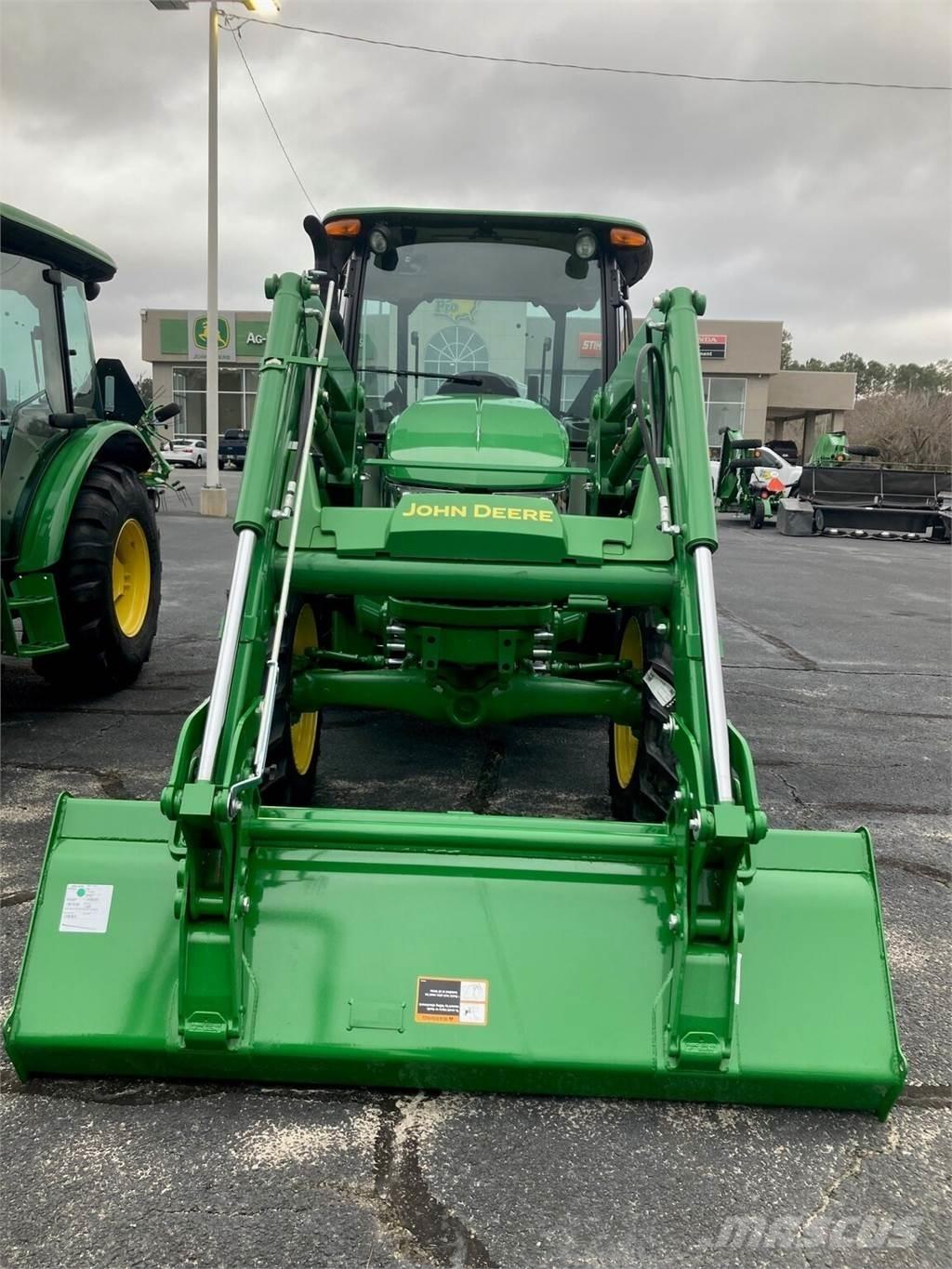 John Deere 5075E Traktorer