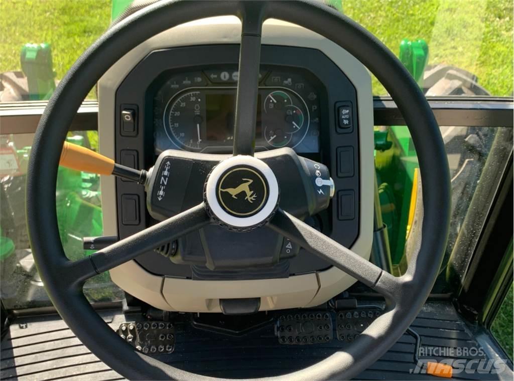 John Deere 5100E Traktorer