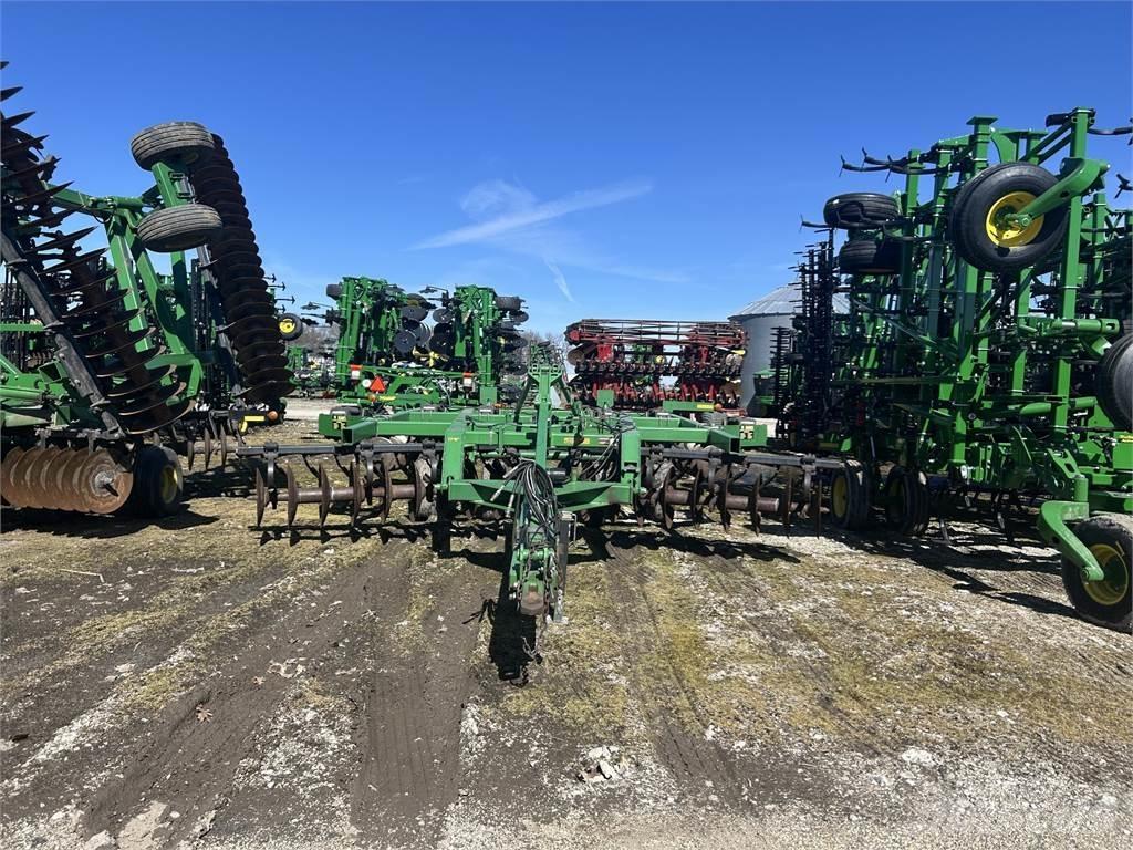 John Deere 512 Andre jordbearbejdningsmaskiner og andet tilbehør