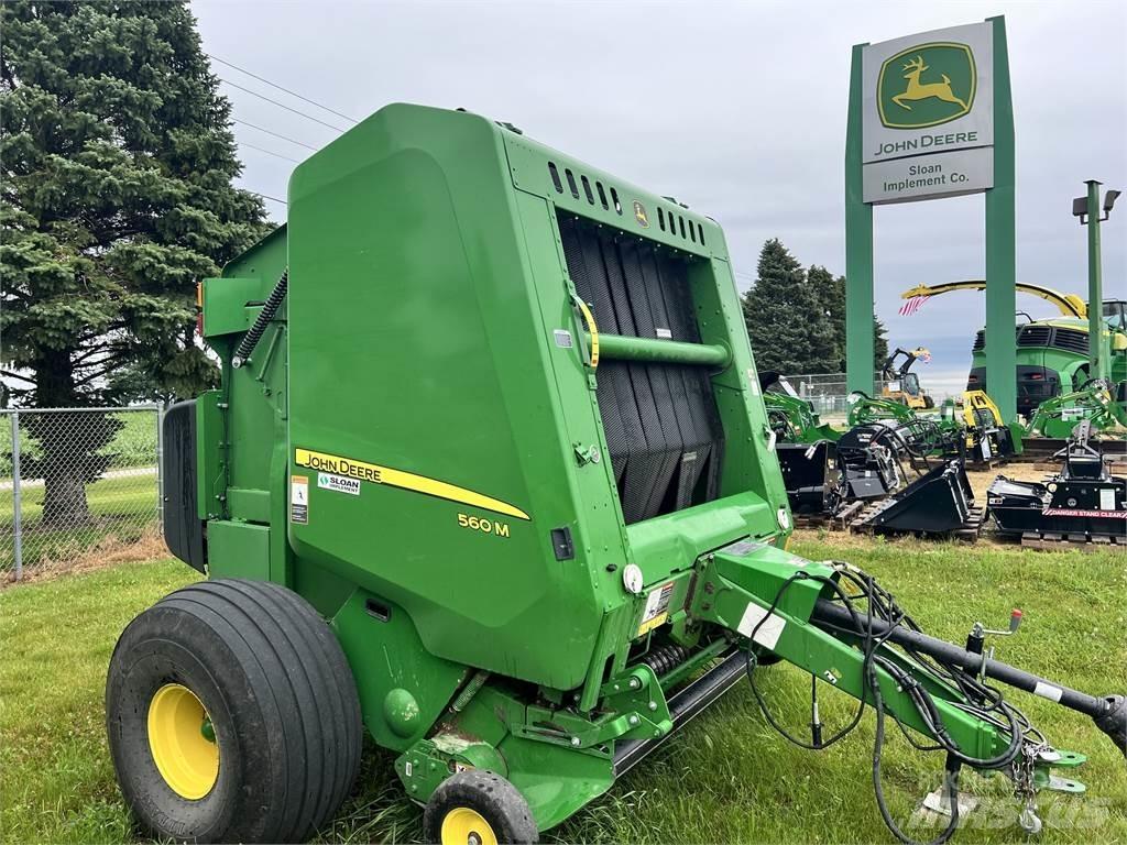 John Deere 560M Rundballe-pressere