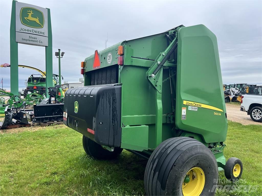 John Deere 560M Rundballe-pressere