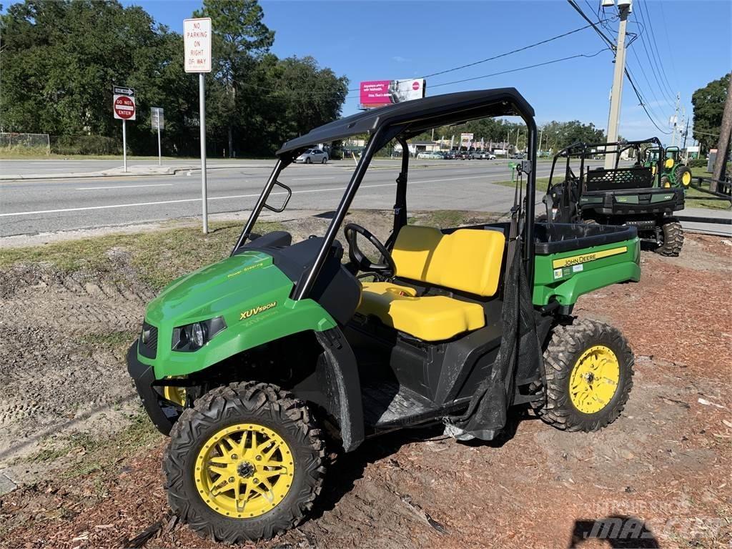 John Deere 590M Hjælpemaskiner