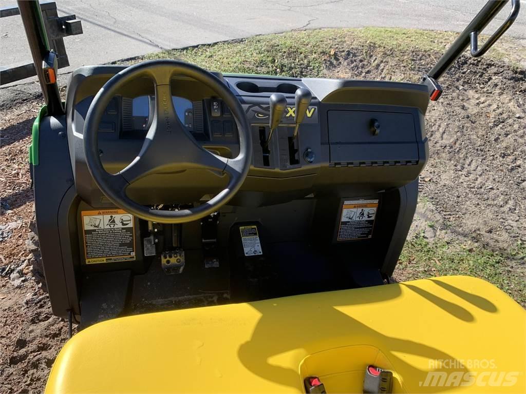 John Deere 590M Hjælpemaskiner
