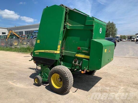 John Deere 592 Rundballe-pressere