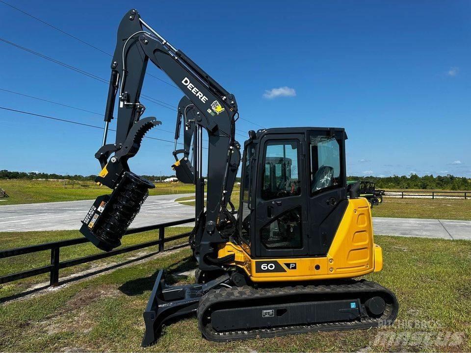 John Deere 60P Gravemaskiner på larvebånd