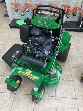 John Deere 636M Traktorklippere