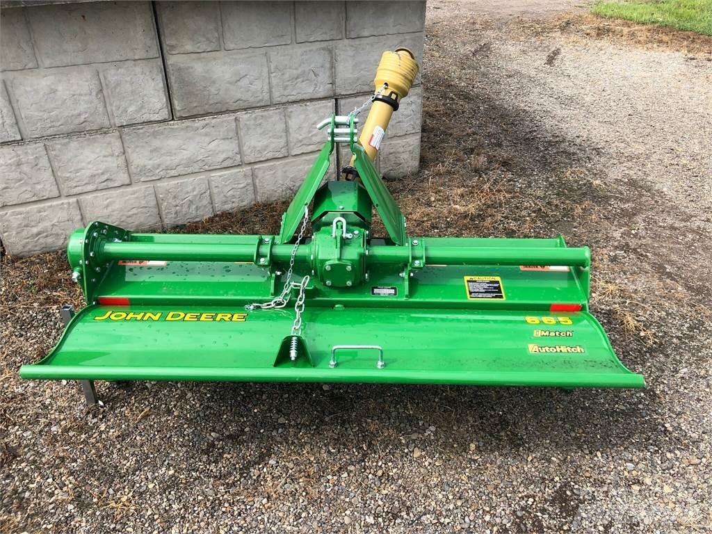 John Deere 665 Elektriske harver / jordfræsere