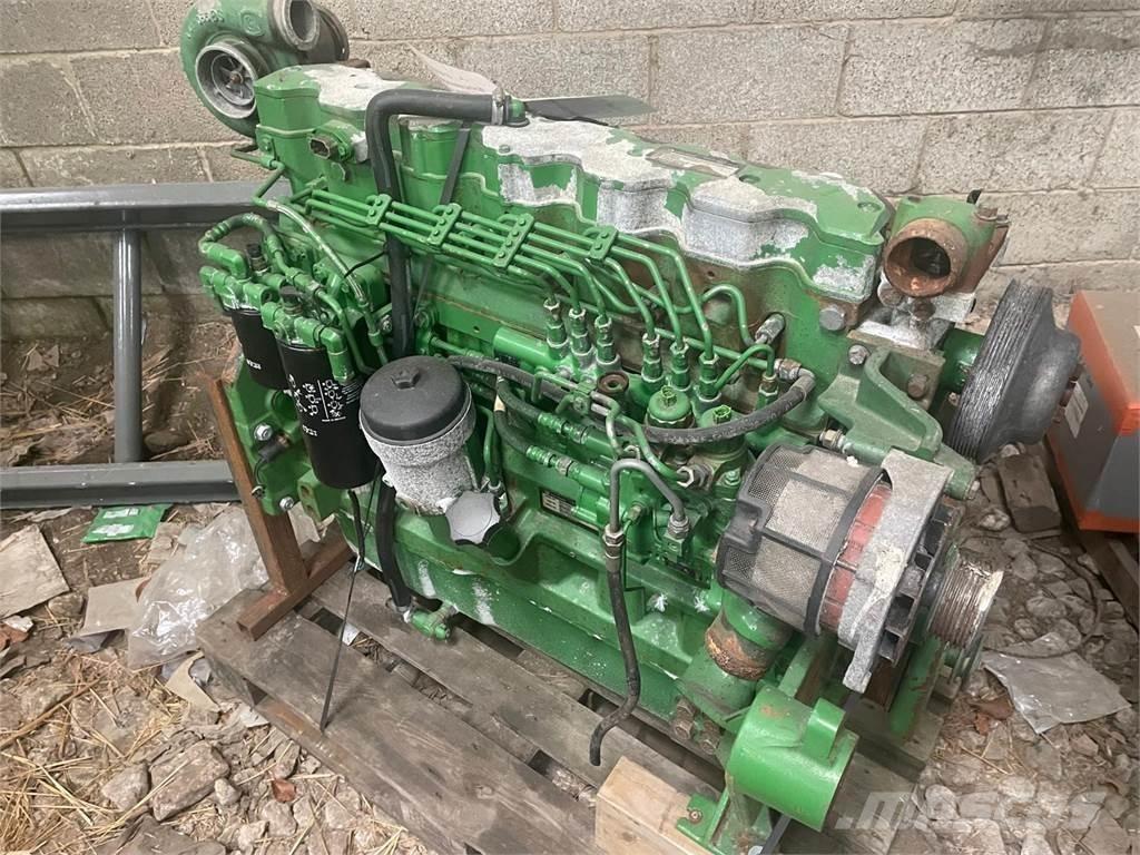 John Deere 8.1L Motorer