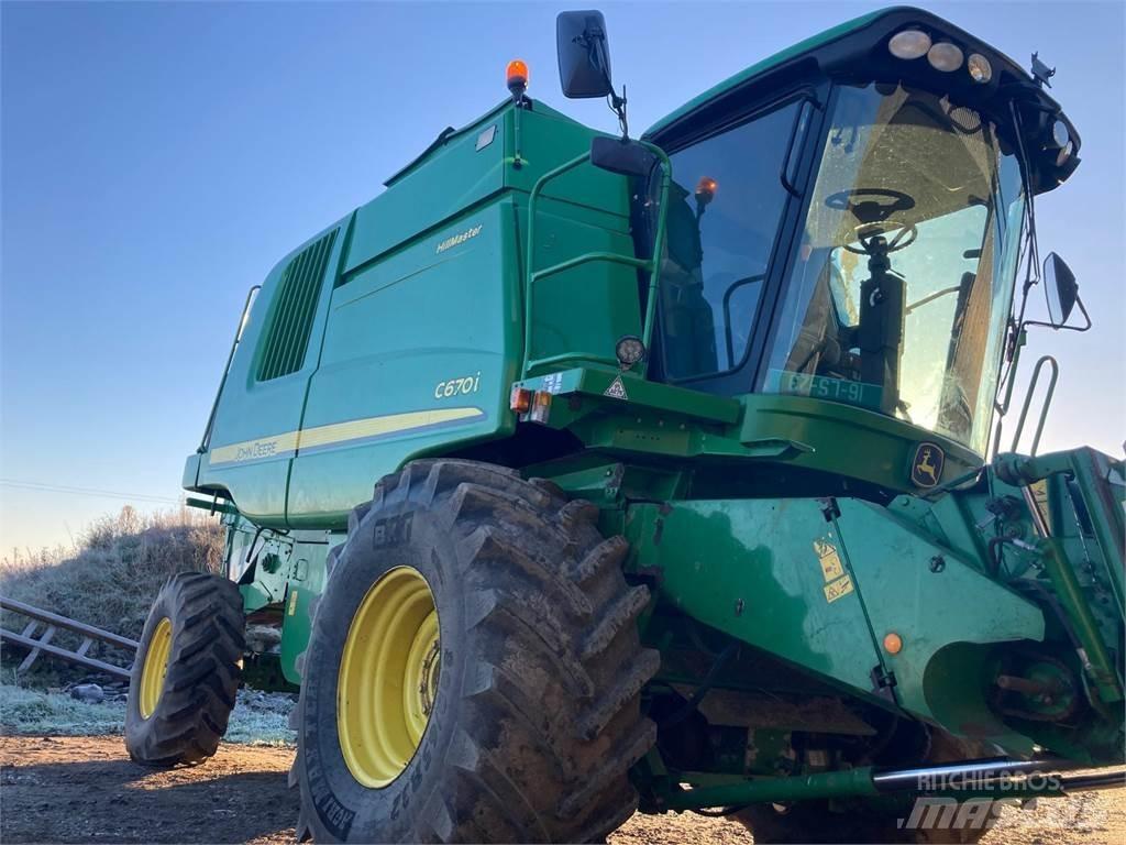 John Deere C670 Mejetærskere