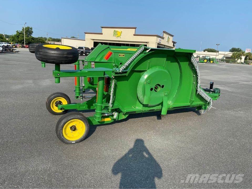 John Deere FC15E Balleskærere og -stablere