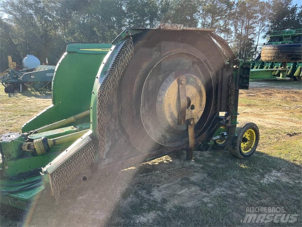 John Deere R15 Balleskærere og -stablere
