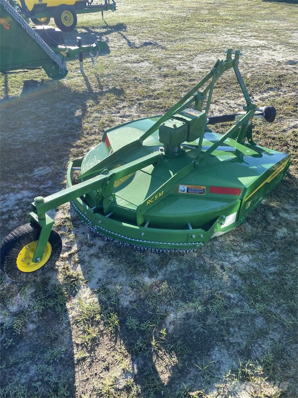 John Deere RC5M Balleskærere og -stablere