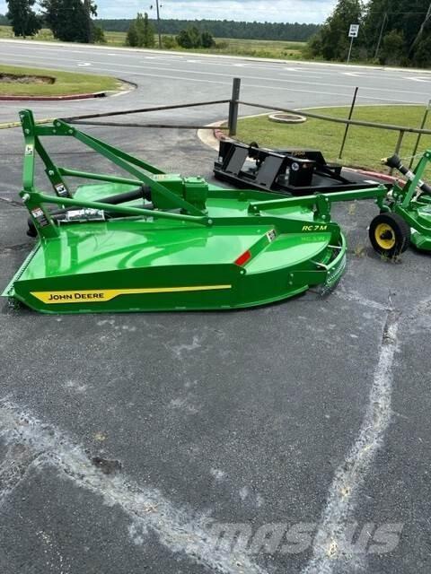John Deere RC7M Balleskærere og -stablere