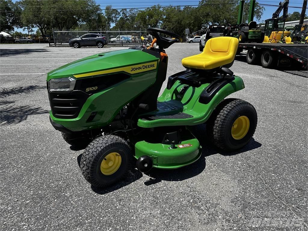 John Deere S100 Traktorklippere