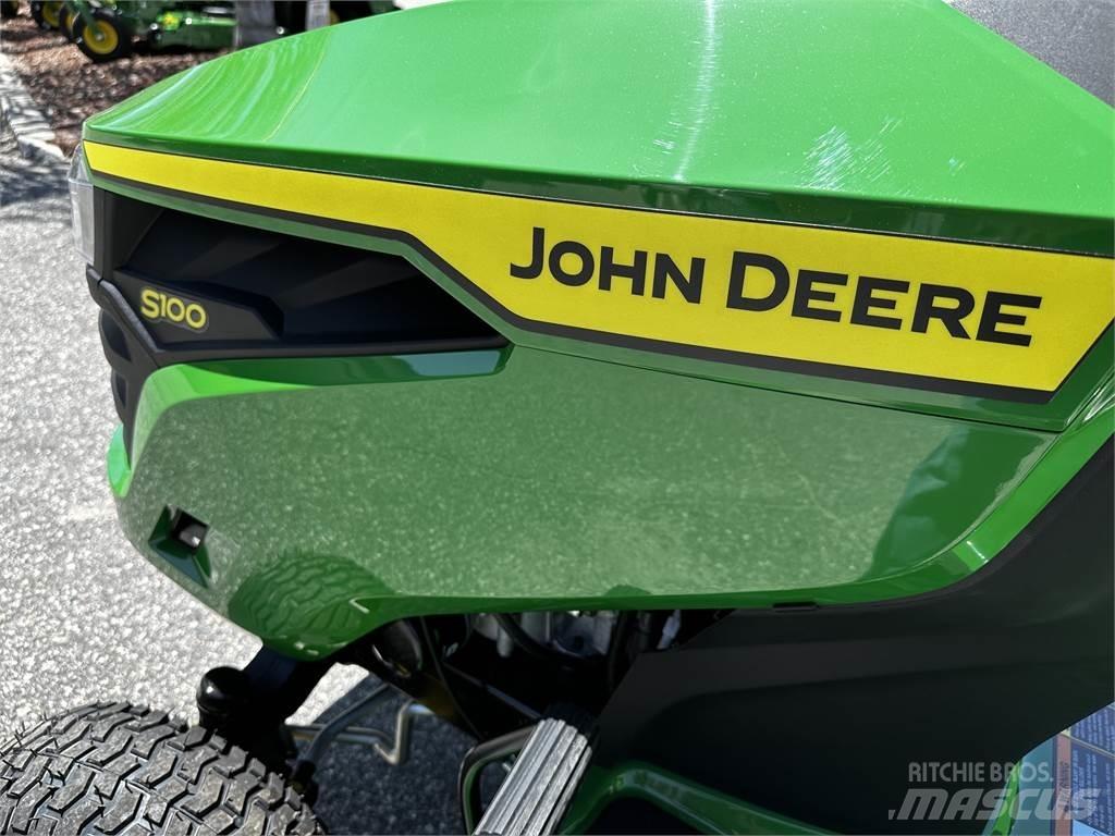 John Deere S100 Traktorklippere