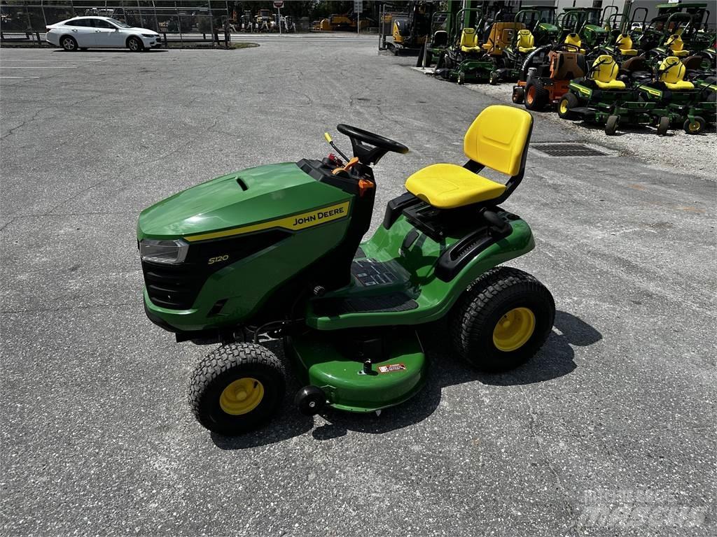 John Deere S120 Traktorklippere