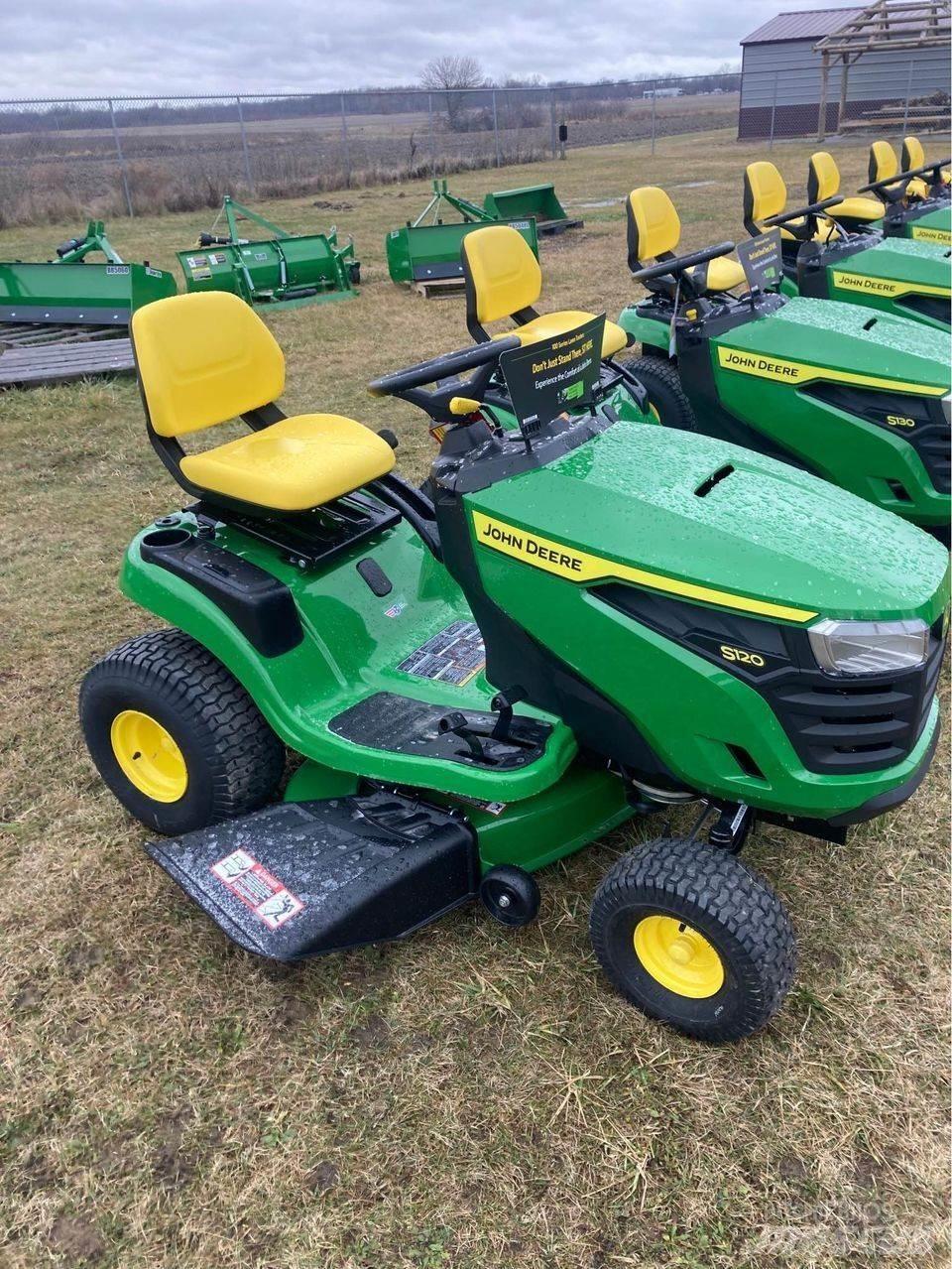 John Deere s120 Traktorklippere