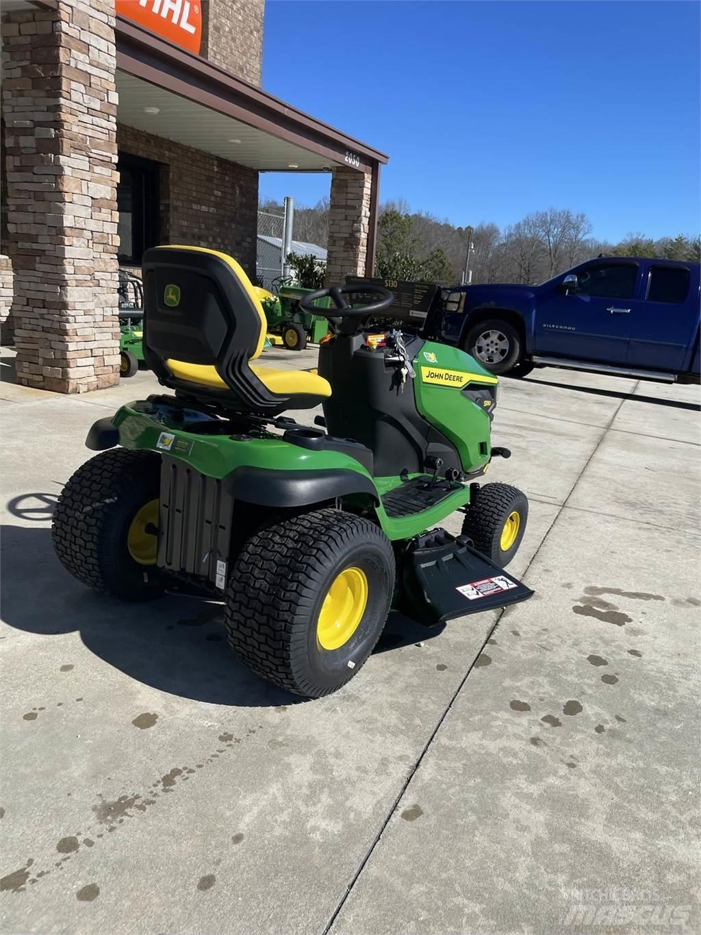 John Deere S130 Traktorklippere