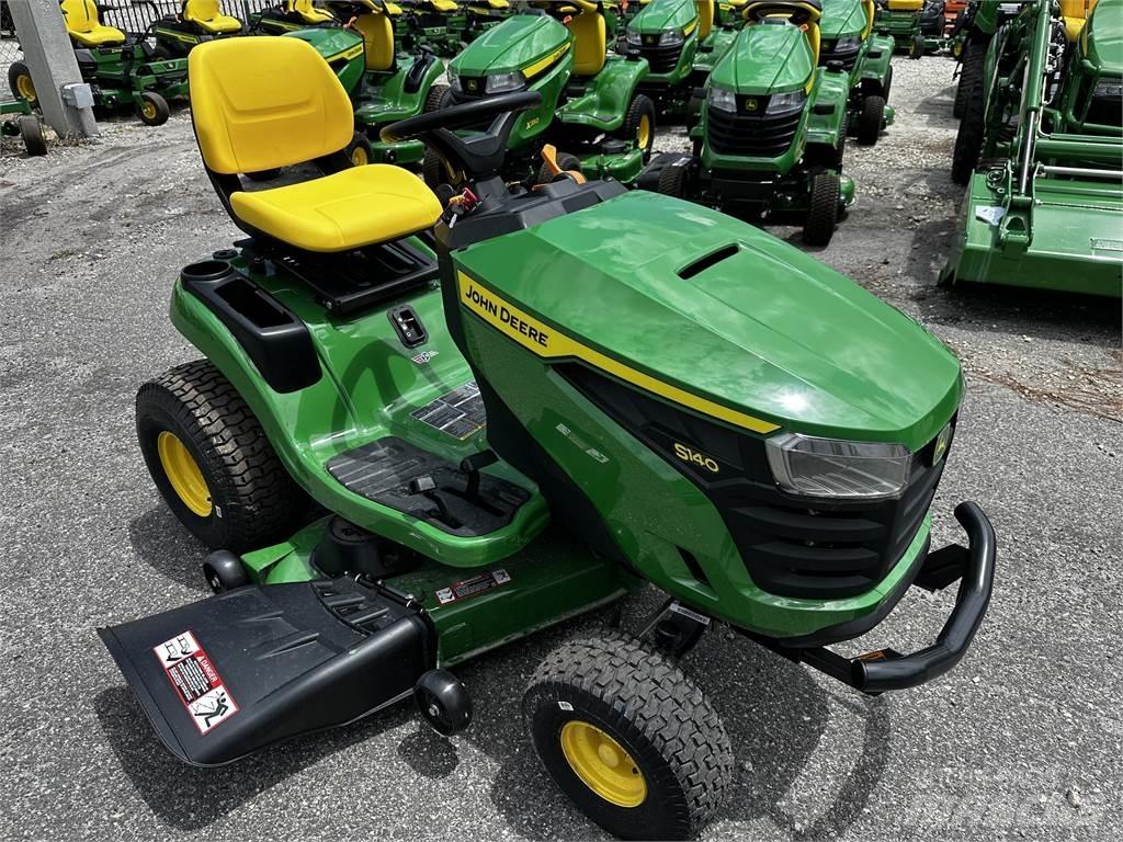 John Deere S140 Traktorklippere